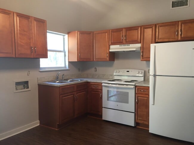 Building Photo - 4724 Cobblestone Ln