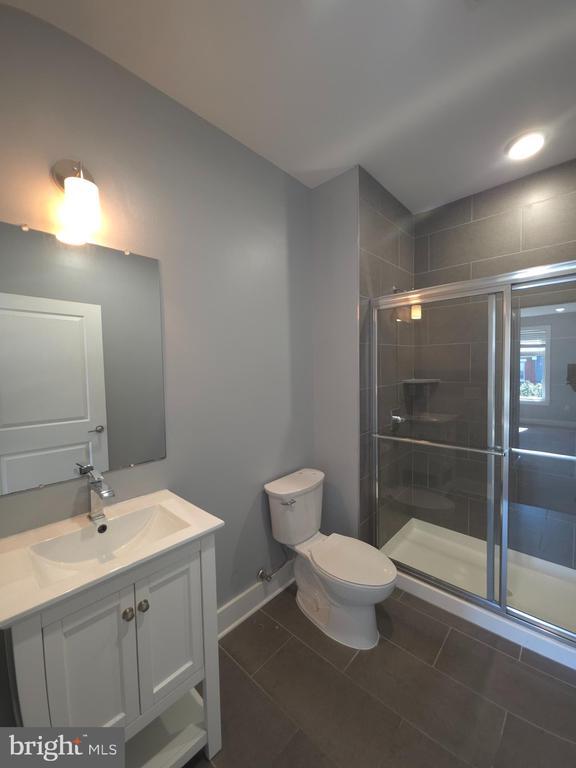 Building Photo - 3925 Haverford Ave