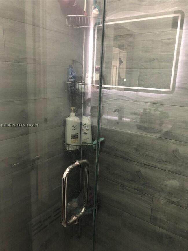 Building Photo - 1155 NW 123rd Ct