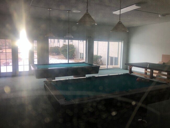 Building Photo - 2 Bedroom Condo in Southeast Denver