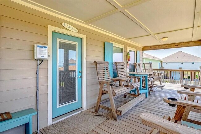 Building Photo - 820 Sandollar