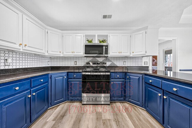Building Photo - 5924 Big Oak Dr