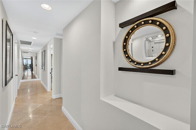 Building Photo - 285 Grande Way