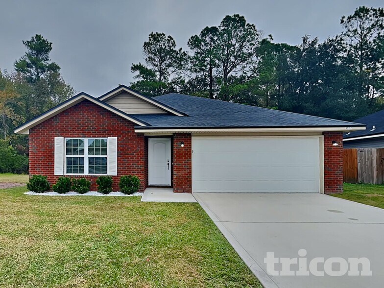 Building Photo - 45197 Weaver Cir