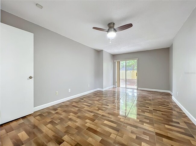 Building Photo - 2557 Riva Ct