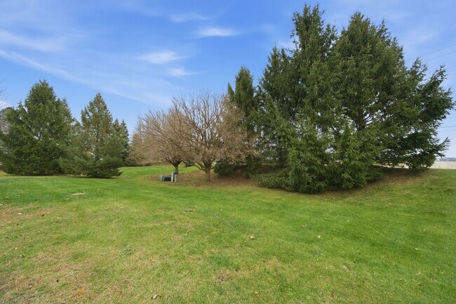 Building Photo - 1836 Candlelight Cir