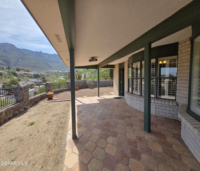 Building Photo - 316 Barbaree Dr