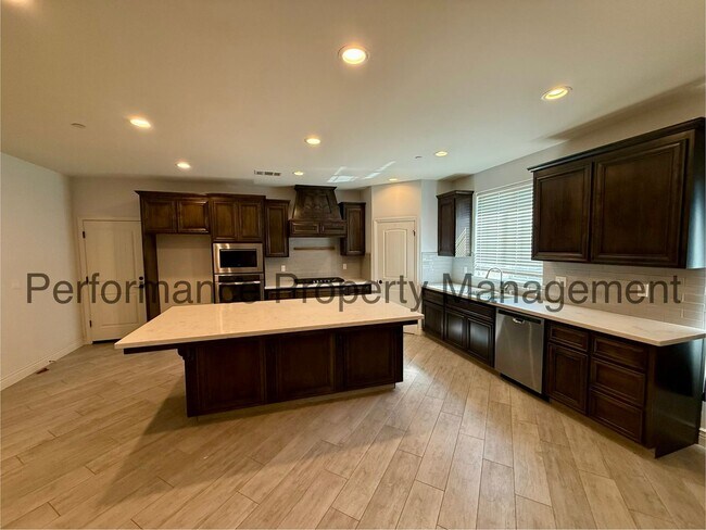 Building Photo - 10400 Garden View Ln