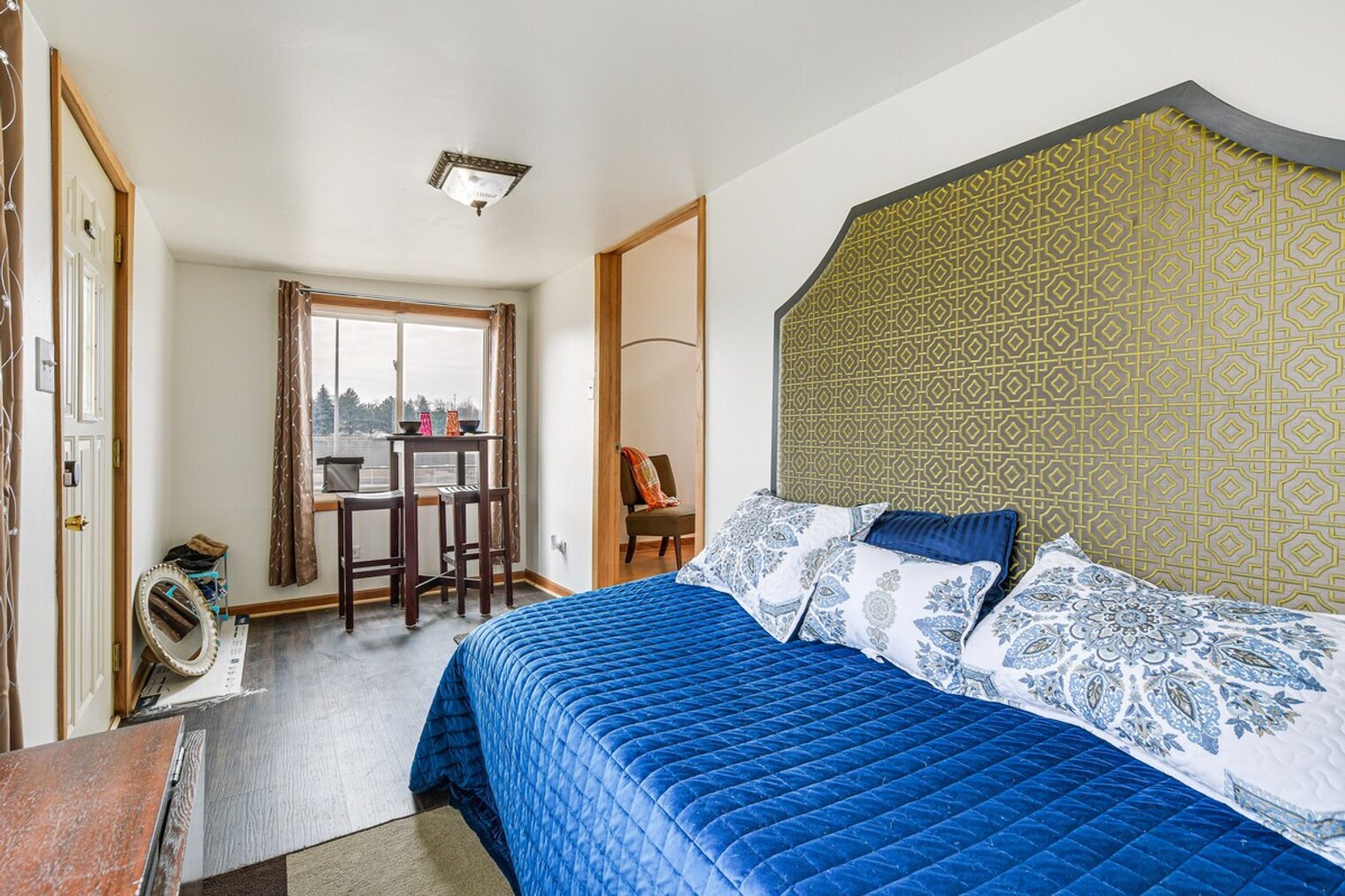 Building Photo - 927 S Taylor Ave