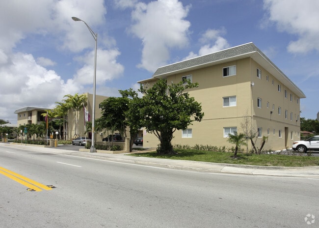 Building Photo - Bel House Apartments