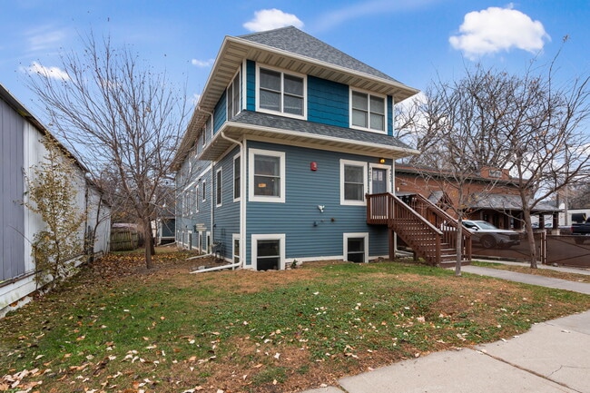 Building Photo - 4406-1 Nicollet Ave