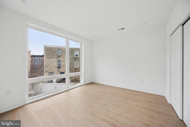 Building Photo - 1614 Ridge Ave