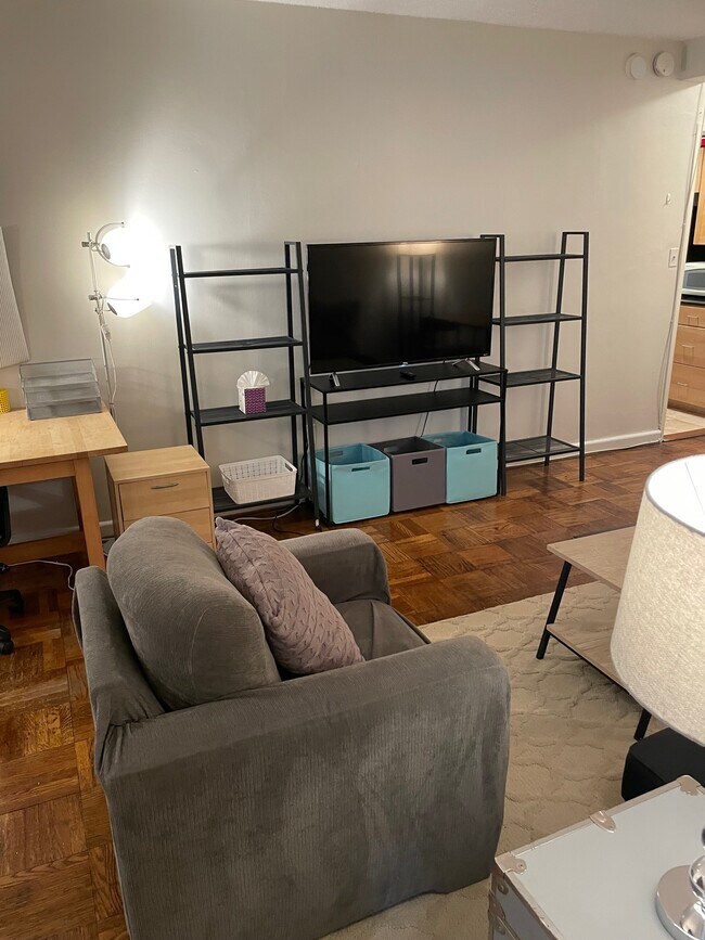 Building Photo - 2141 I St NW