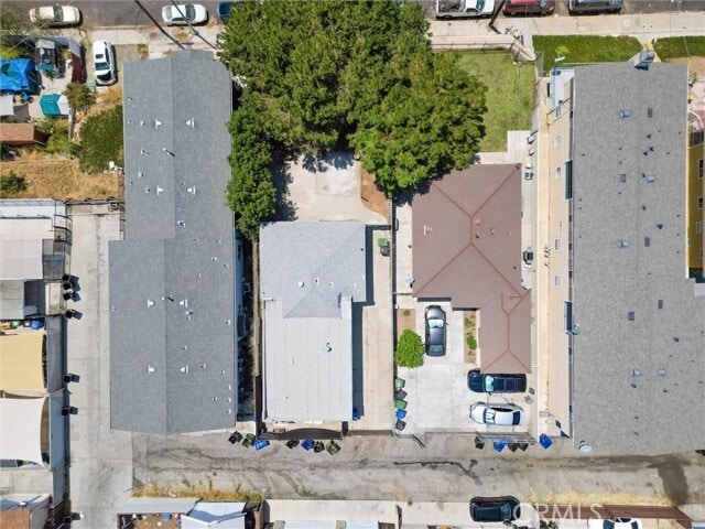 Building Photo - 430 E 2nd St