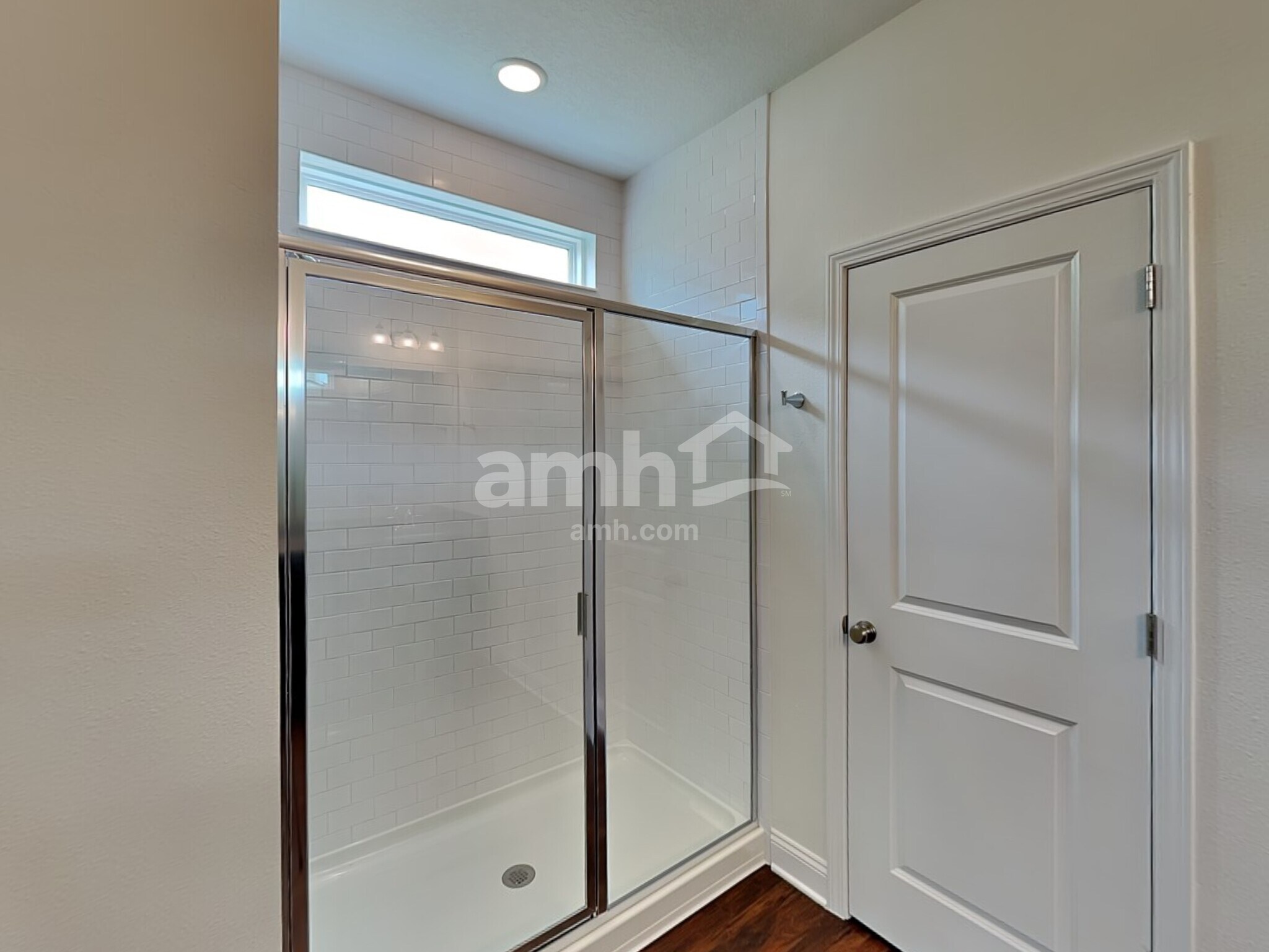 Building Photo - 352 Banyan Frst Dr