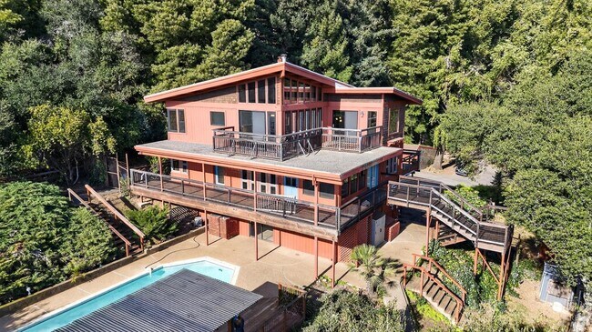 Building Photo - 2299 Sobre Vista Rd