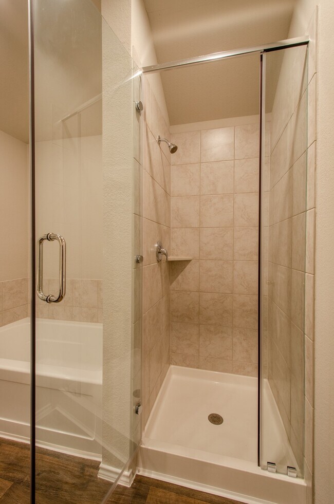 Building Photo - 13966 Fort Ward Way