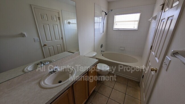 Building Photo - 25820 Crippen Dr