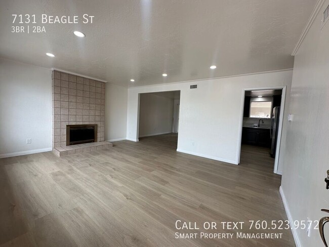 Building Photo - 7131 Beagle St