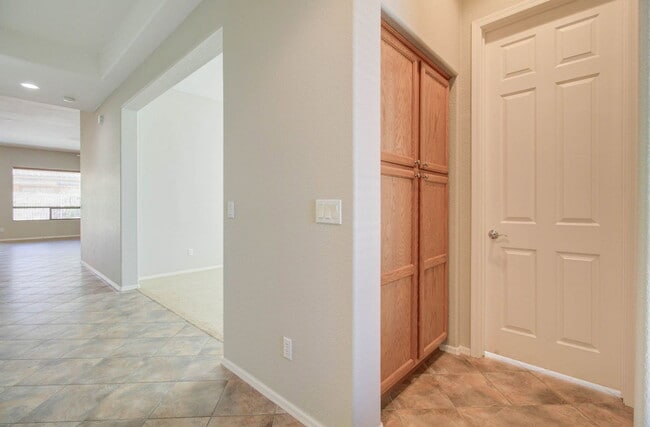 Building Photo - 4120 E Donato Dr