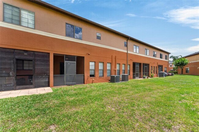 Building Photo - 30132 Mossbank Dr
