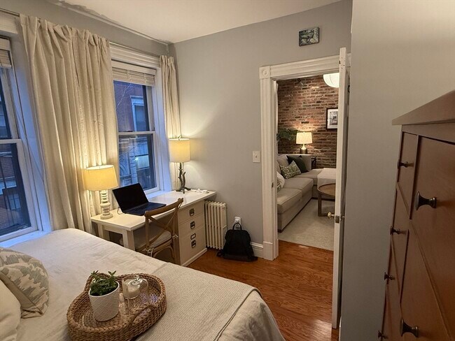 Building Photo - 59 Myrtle St