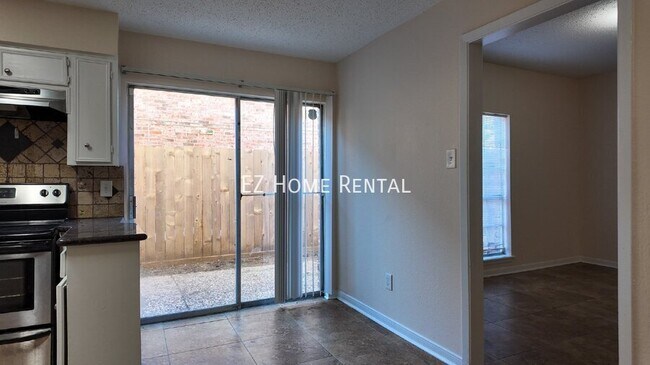 Building Photo - 4708 Cashel Cir