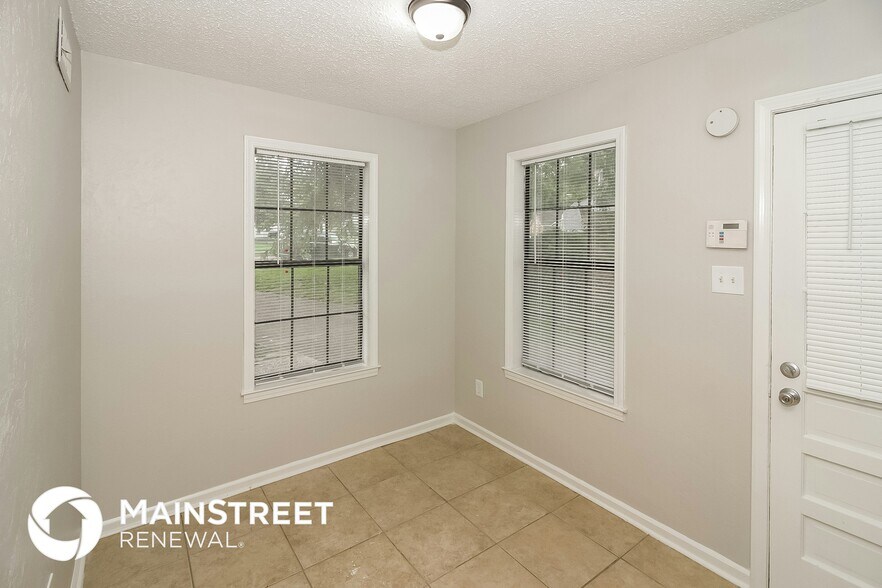 Building Photo - 6063 Colonyhill Dr