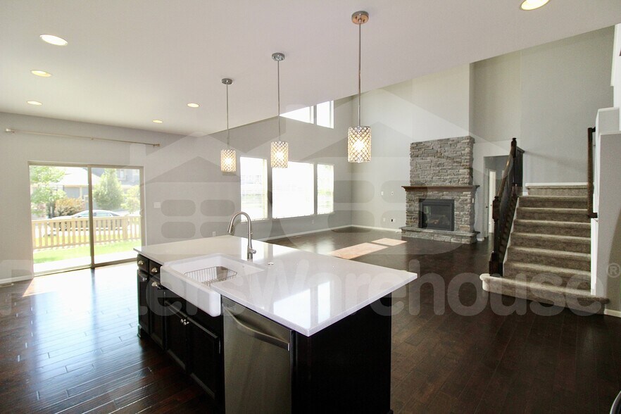 Building Photo - 5402 Lulu City Dr