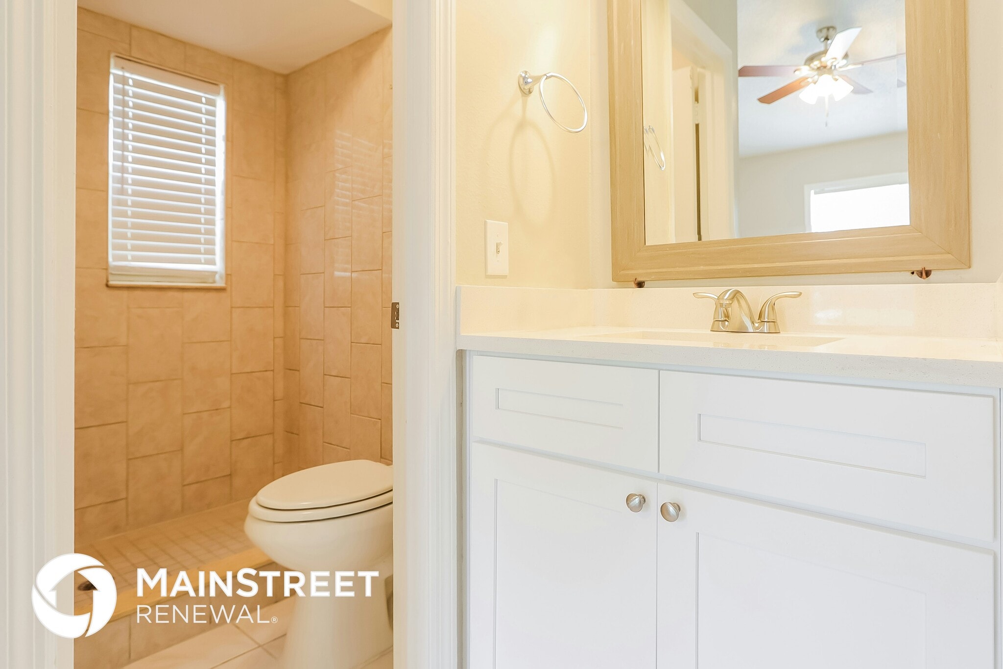 Building Photo - 2120 Redleaf Dr