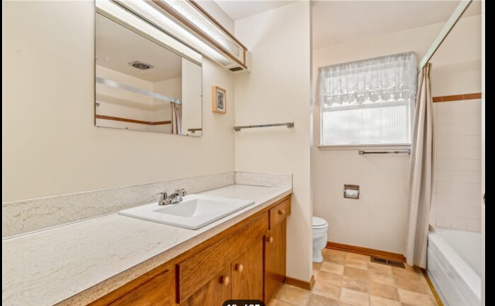 Building Photo - 523 SW 160th St