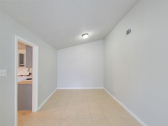 Building Photo - 17706 Glenhagen Ct