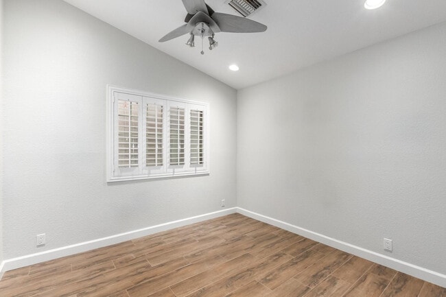 Building Photo - 11188 N 110th Pl