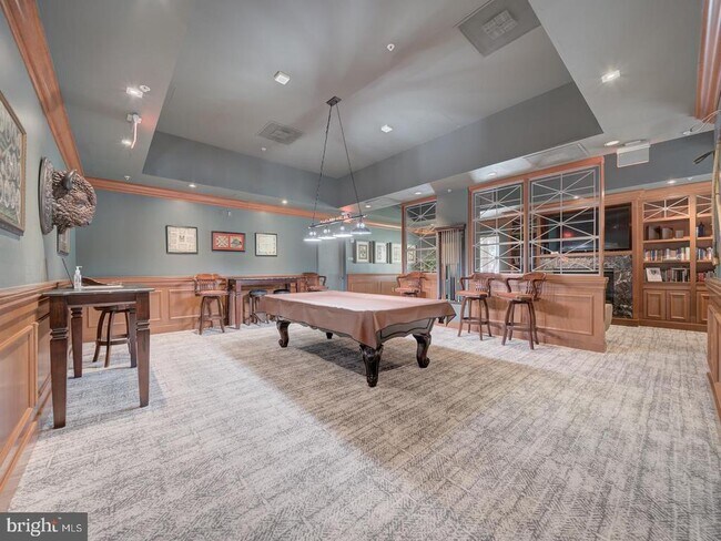 Building Photo - 3101 N Hampton Dr