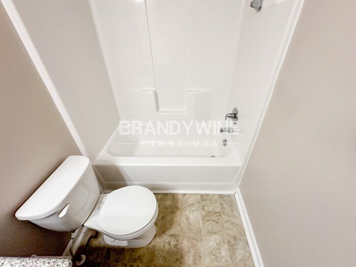 Building Photo - 1916 Old Dogwood