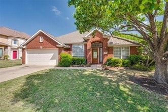 Building Photo - 2513 Royal Troon Dr
