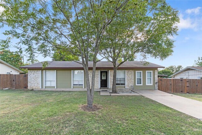 Building Photo - 3020 Great Valley Dr