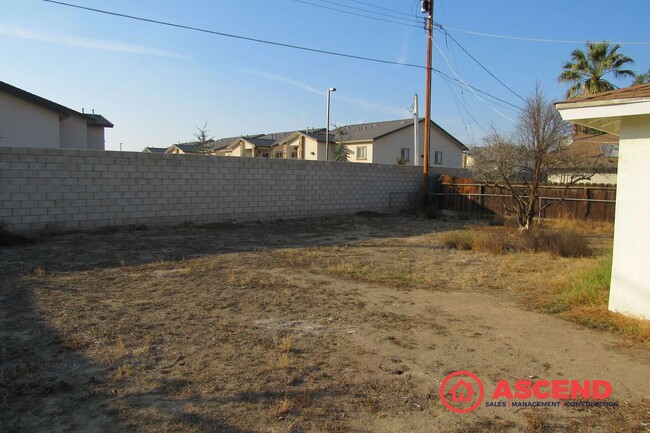 Building Photo - 2623 Van Buren Pl