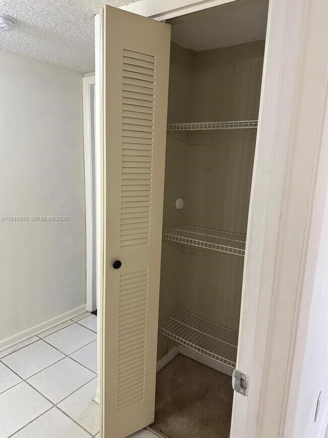 Building Photo - 14930 SW 82nd Terrace