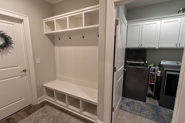 Building Photo - Available July 15, 2026