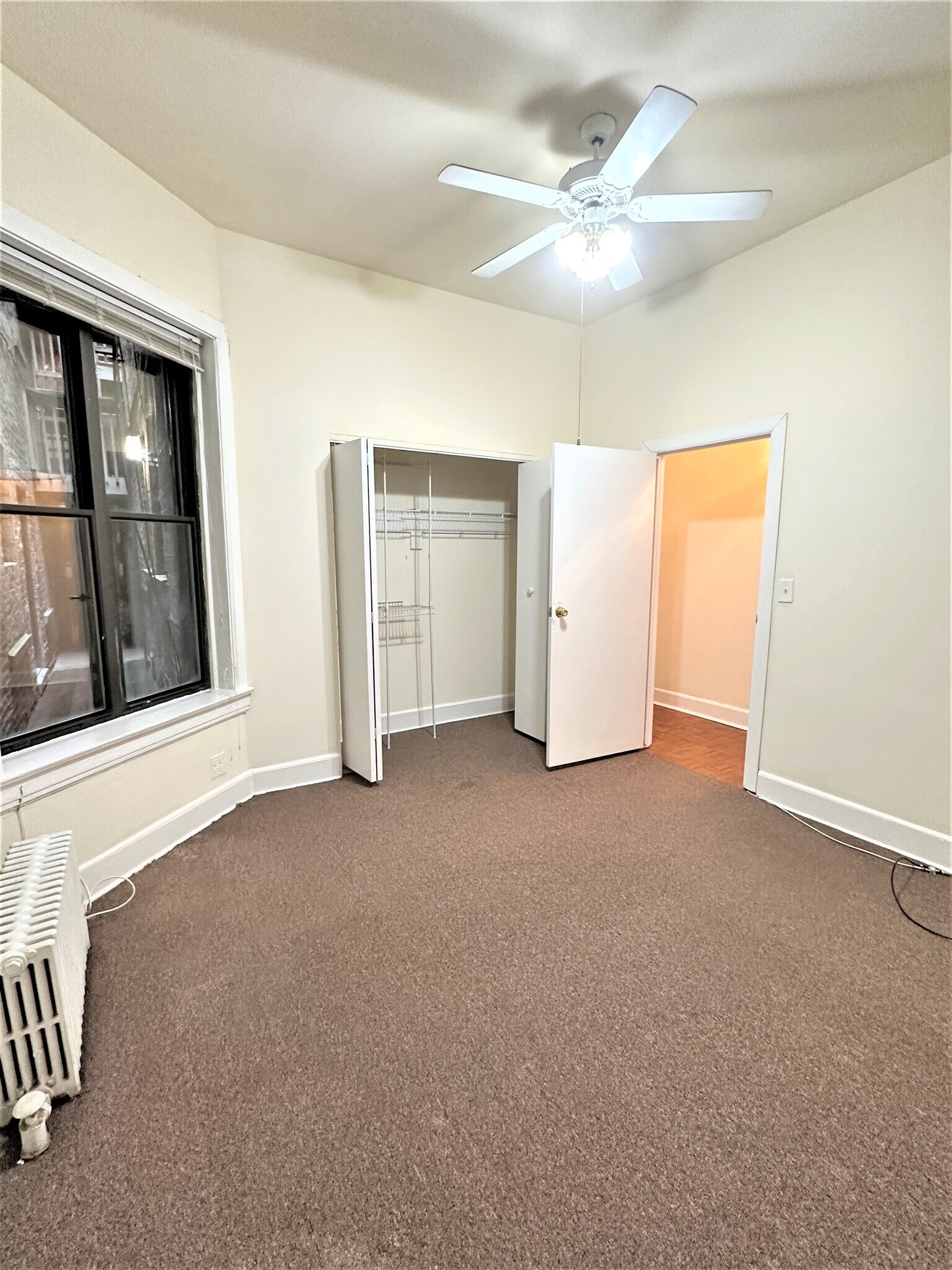 Building Photo - 3606 N Racine Ave