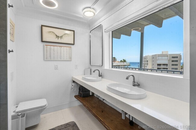 Building Photo - 3500 S Ocean Blvd