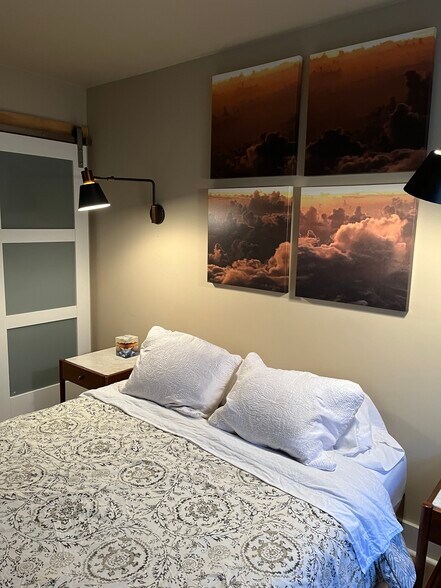 Building Photo - 375 Weaverville Rd