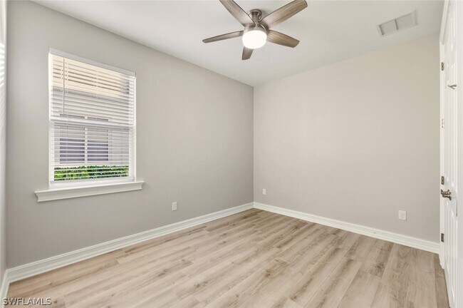 Building Photo - 28049 Captiva Shell Lp