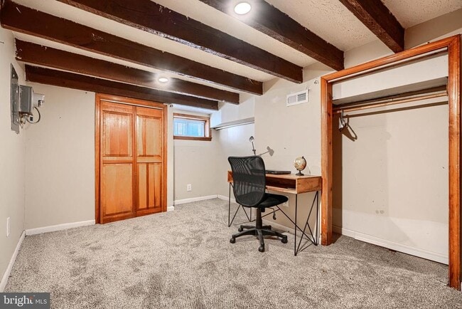 Building Photo - 1230 Wall St