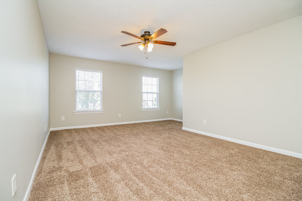 Building Photo - 129 Berele Shepsele Ln