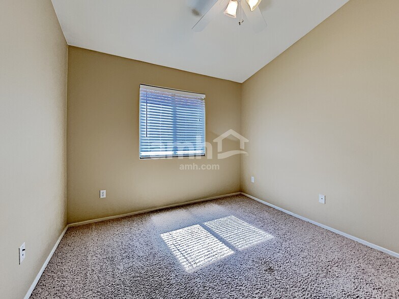 Building Photo - 6773 W Copperwood Way