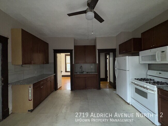Building Photo - 2719 N Aldrich Ave