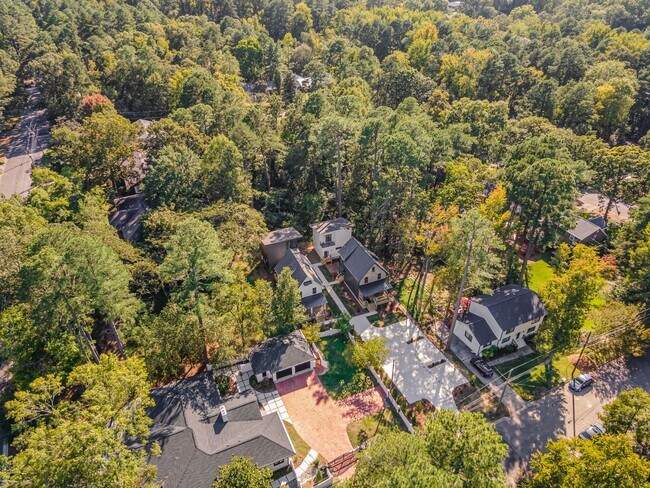 Building Photo - Gorgeous New Construction near Downtown Du...