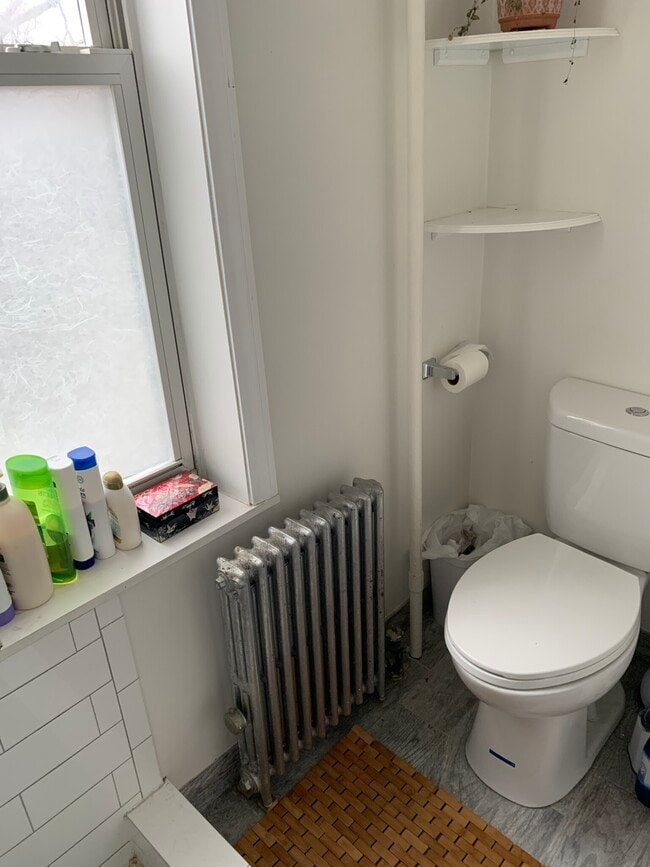 Building Photo - 11 Farrington Ave